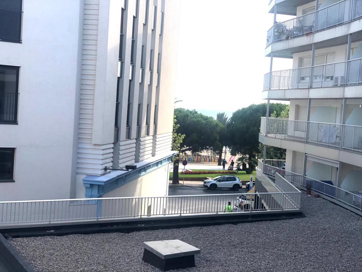 Palmeras - Apartamento En El Centro De Roses - Cerca De La Playa - Terraza - Wifi Екстериор снимка